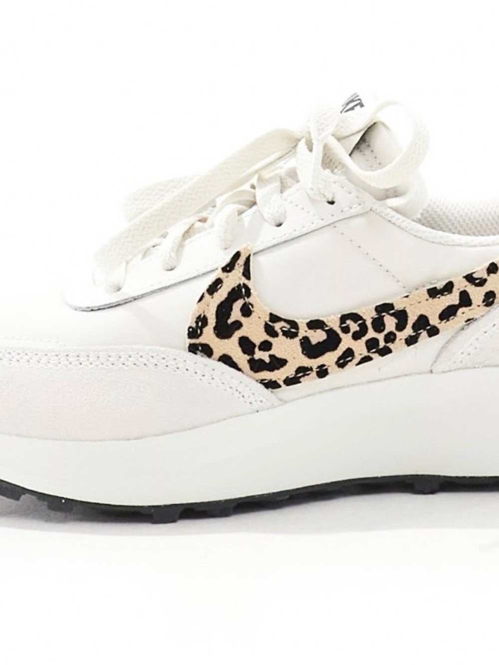 NWOT Nike Women's Waffle Debut Sneaker Size 11 Leopard - Picture 4 of 14